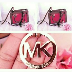 Michael Kors Ruby Crossbody